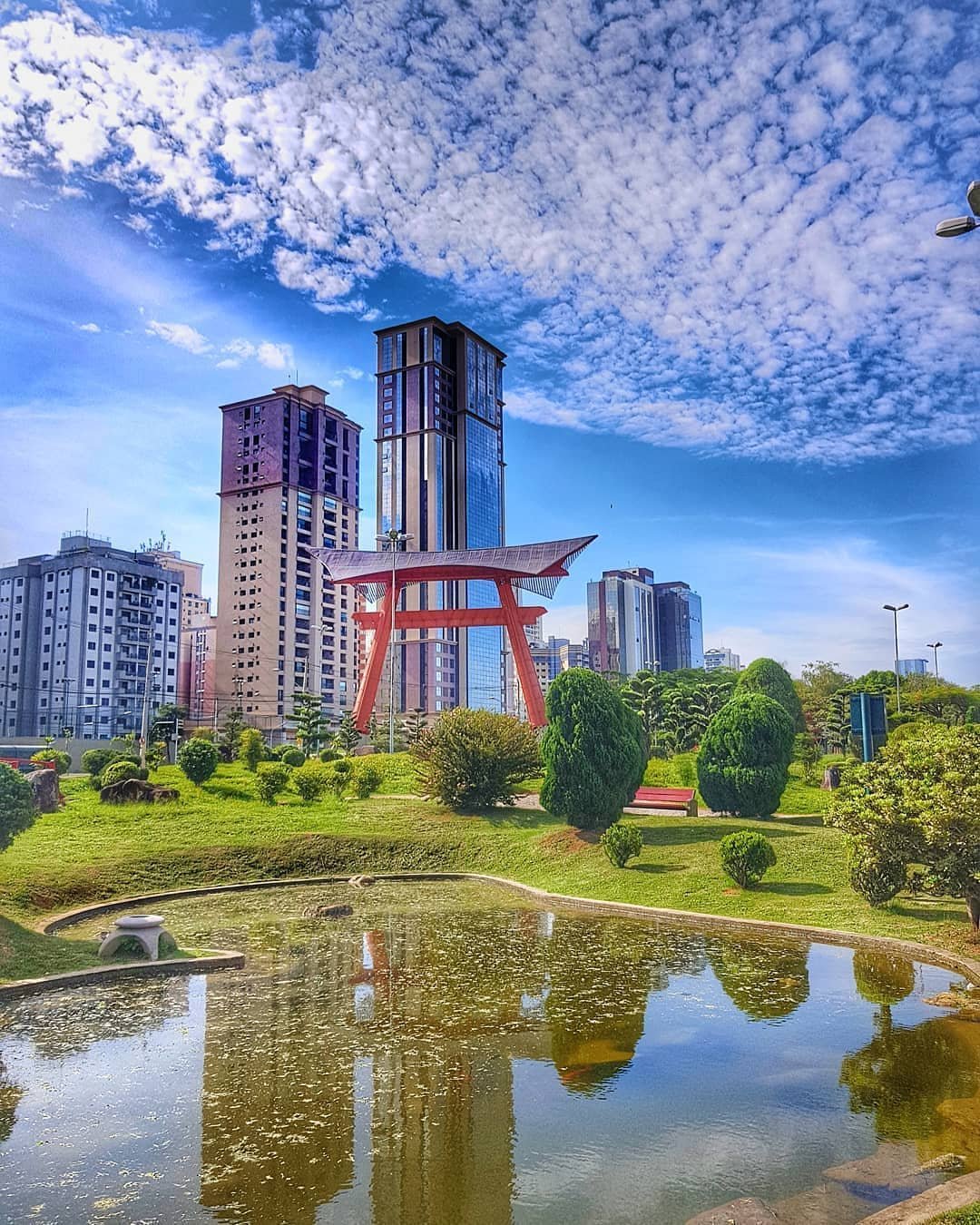 Praça Riugi Kojima ou Praça do Torii – São José dos Campos.